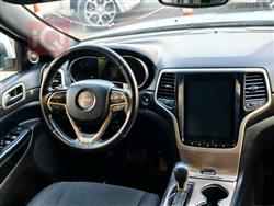 جیپ گراند شیرۆکی